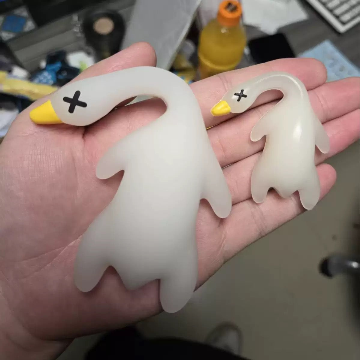 Color-Changing Roast Duck Pendant (buy one get one free)